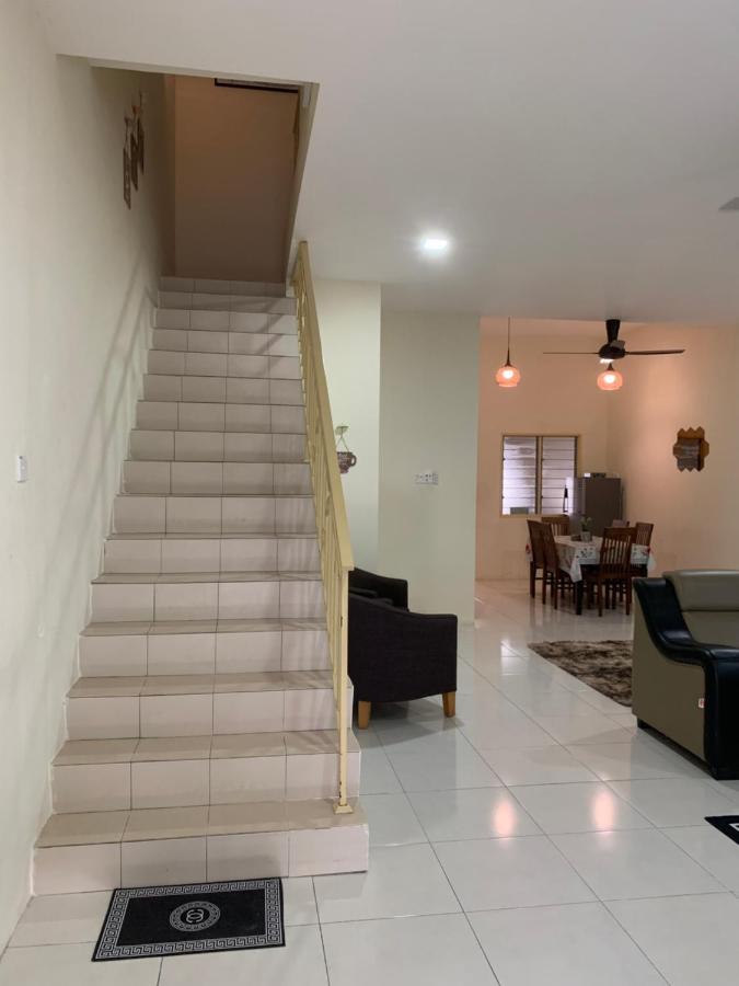 Zillqayyim Homestay Seri Iskandar Esterno foto