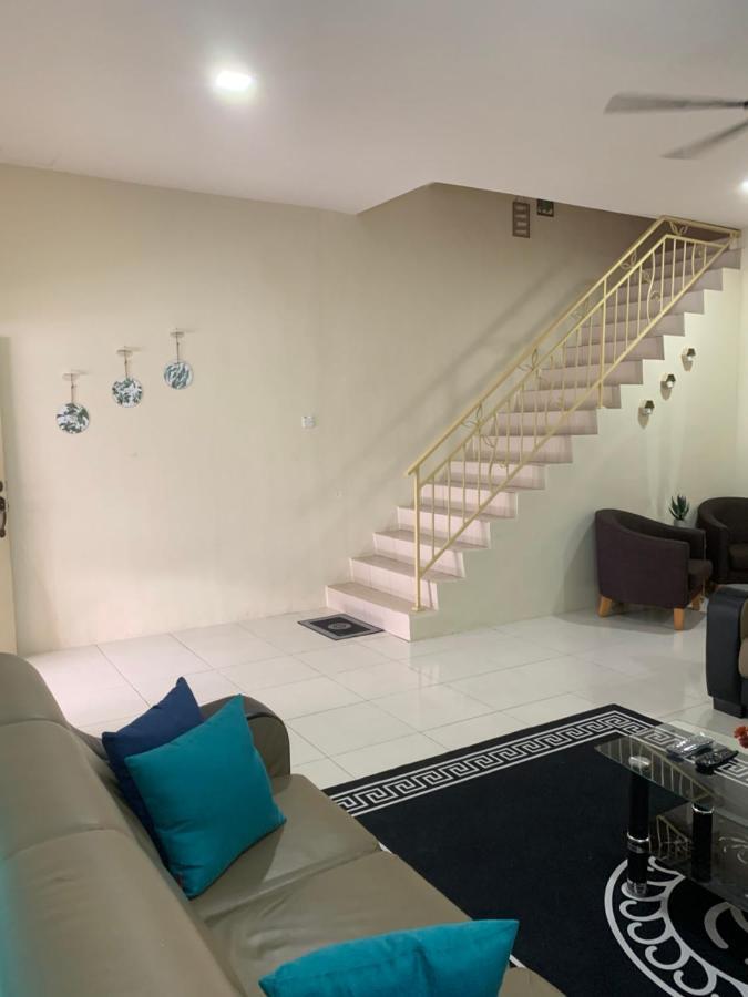 Zillqayyim Homestay Seri Iskandar Esterno foto